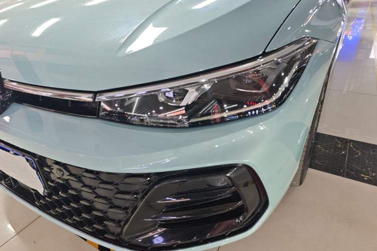 Used Volkswagen Passat 2025 Pro 380TSI Starry Dragon Luxury Edition
