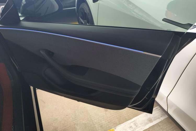 Used Tesla Model 3 2023 Rear-Wheel-Drive Version
