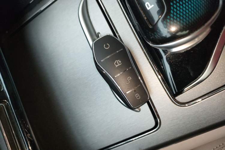 Used BYD Tang New Energy 2024 DM-i Champion Edition 200KM Deluxe Model