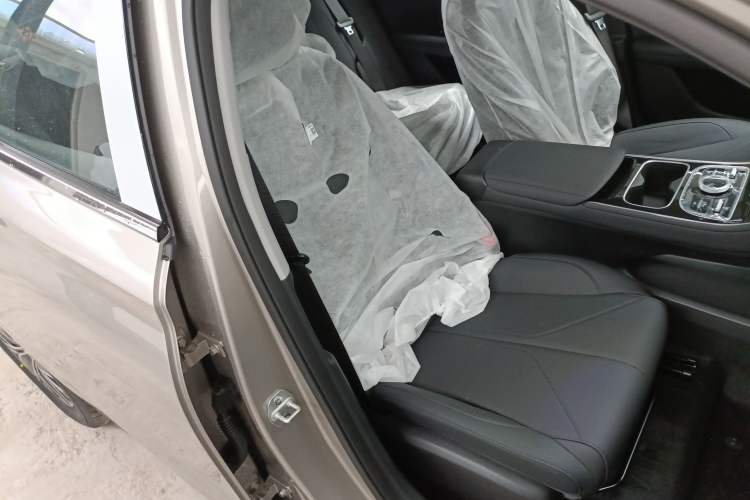 Used Geely Galaxy Galaxy Stellar 6 2026 Model 125km Free-Style Edition