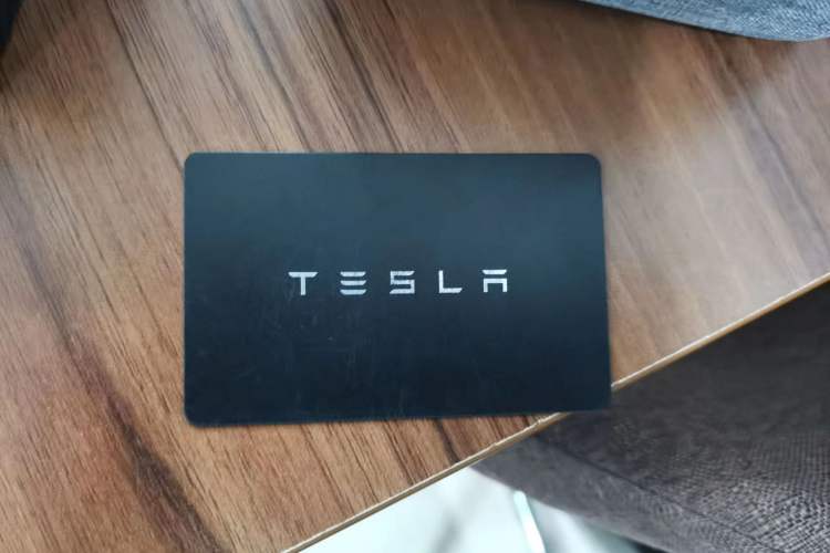 Used Tesla Model 3 2025 Rear-Wheel-Drive Version
