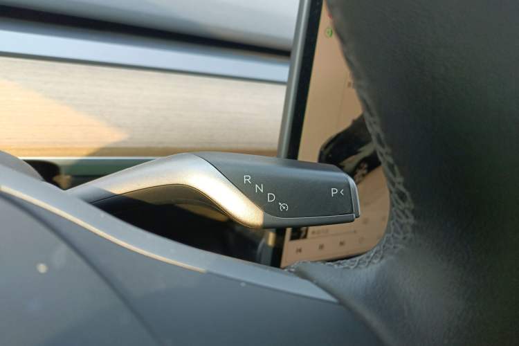 Used Tesla Model Y 2022 Rear-Wheel-Drive Version
