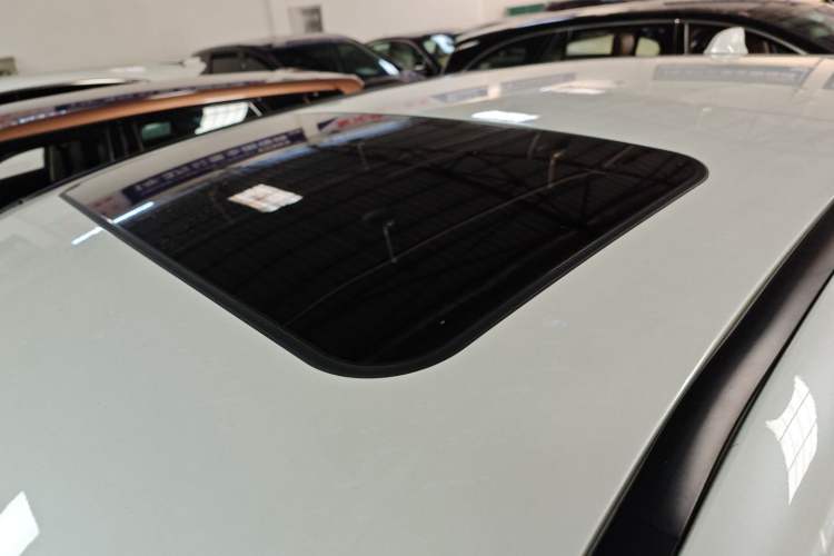 Used Lexus RX 2023 350h Two-Wheel Drive Enjoyment Version
