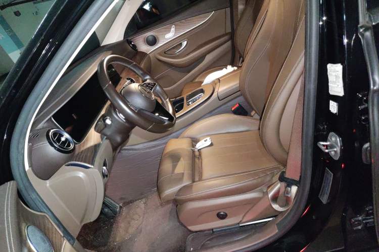 Used Mercedes-Benz E-Class 2022 E 260 L
