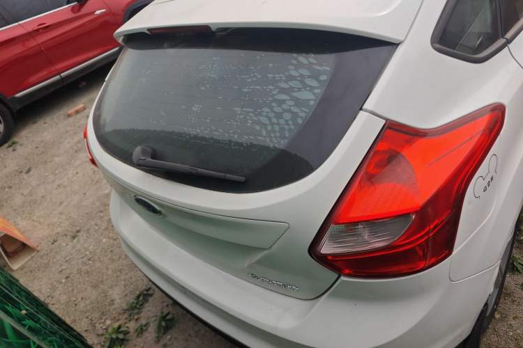 Used Ford Focus 2012 Hatchback 1.6L Automatic Fashion Edition
