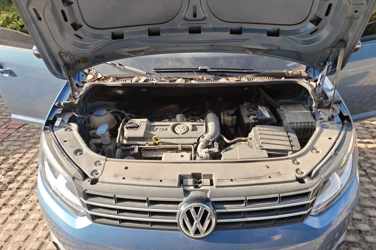 Used Volkswagen Touran 2013 1.4T Manual Fashion Edition 5 Seats
