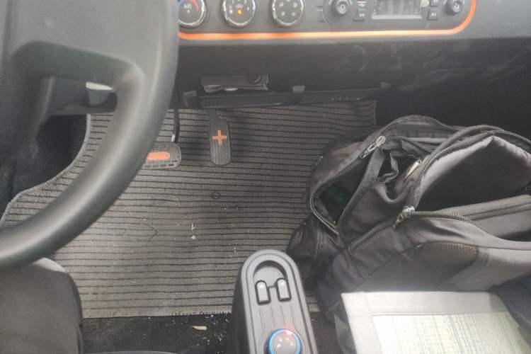 Used Wuling Hongguang MINIEV 2022 Easy Version Lithium Iron Phosphate
