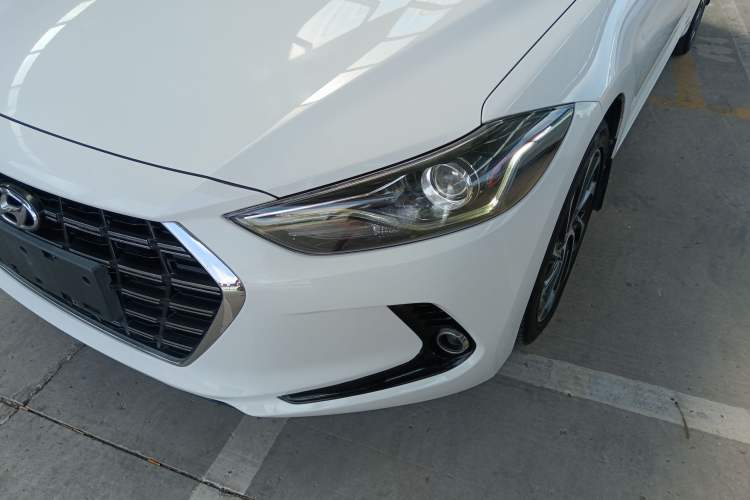 Used Hyundai Elantra 2019 1.4T Dual-Clutch Xuan Dong · Dynamic Model

