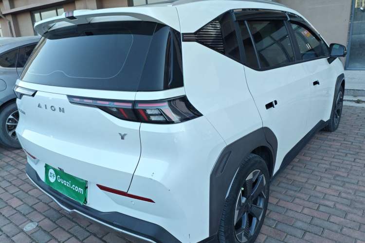 Used AION Y 2022 70 Intelligent Edition Lithium Iron Phosphate
