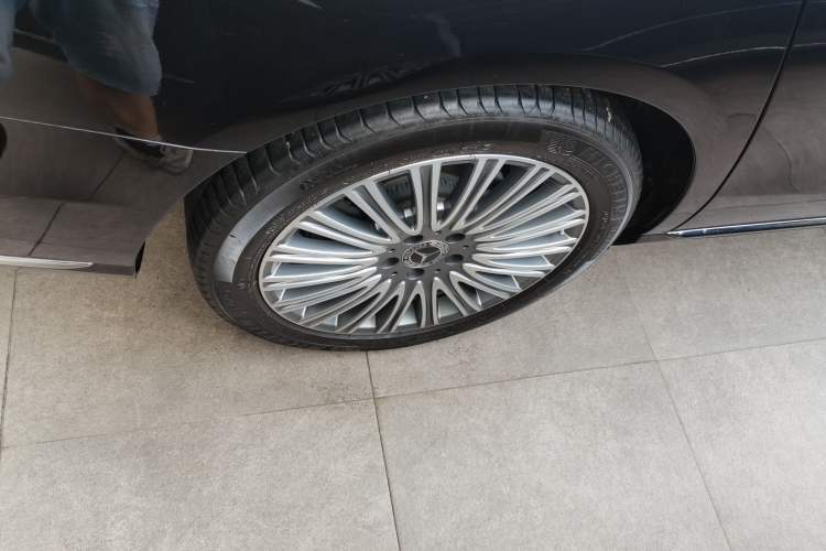 Used Mercedes-Benz E-Class 2020 Restyled E 300 L Exclusive Edition
