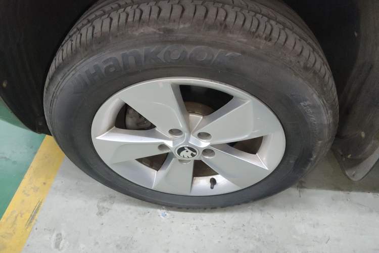 Used Skoda Yeti 2017 TSI280 DSG Car Enjoy Brothers Edition
