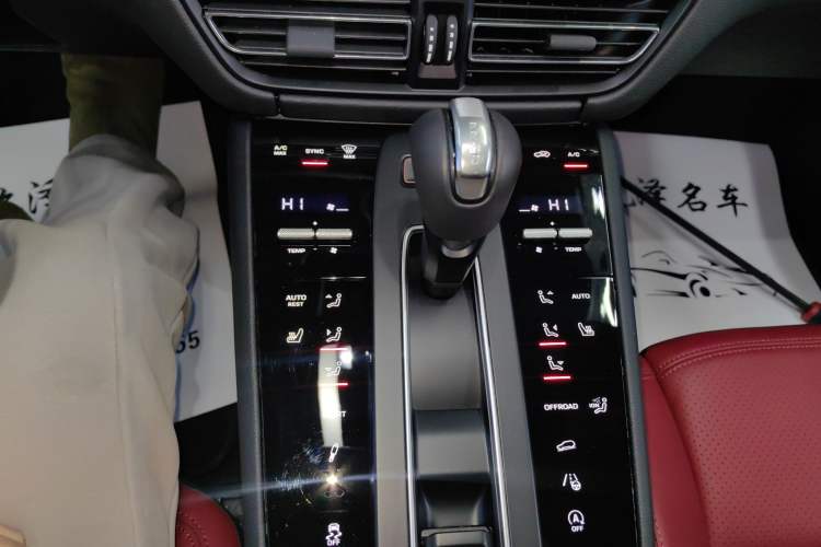 Used Porsche Macan 2025 Macan 2.0T Dream-Chasing Edition