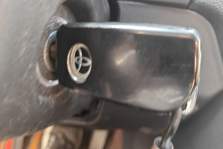 Used Toyota Wildlander 2022 Updated Version 2.0L CVT Two-Wheel Drive Leading Edition
