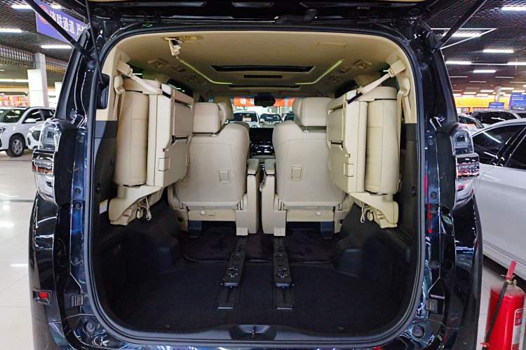 Used Toyota Vellfire 2021 Crown Dual-Engine 2.5L HV Prestige Edition
