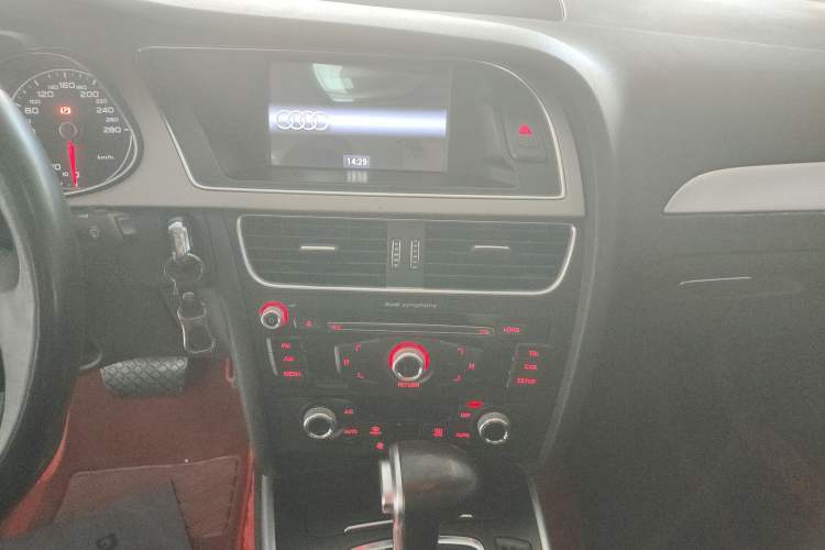 Used Audi A4L 2015 35 TFSI Automatic Standard Model
