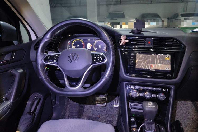 Used Volkswagen Tiguan L 2021 330TSI Automatic Two-Wheel Drive R-Line Enhanced Edition
