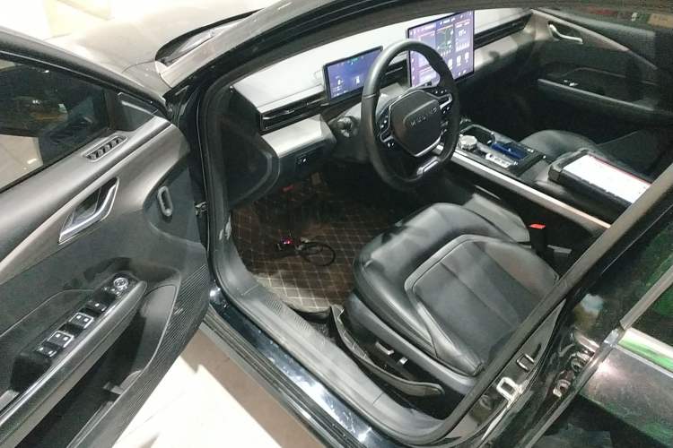 Used Wuling Xingguang 2024 Co-Creation Edition 510 Advanced Model

