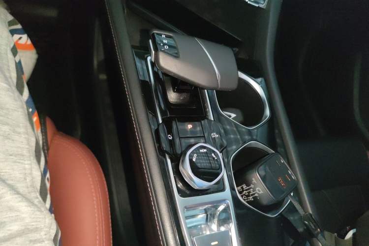 Used Changan Eado 2022 PLUS Blue Whale NE 1.4T GDI DCT Prestige Edition