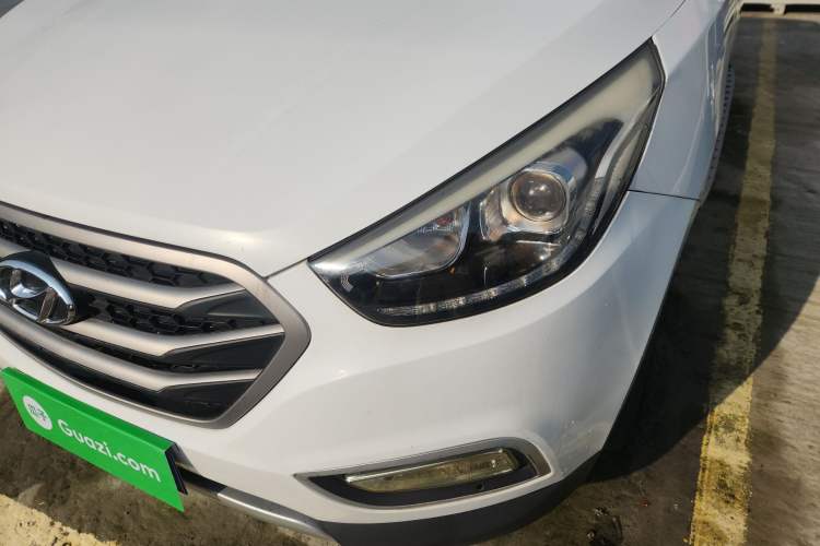 Used Hyundai ix35 2013 2.0L Automatic Two-Wheel Drive Smart GLS China V Standard
