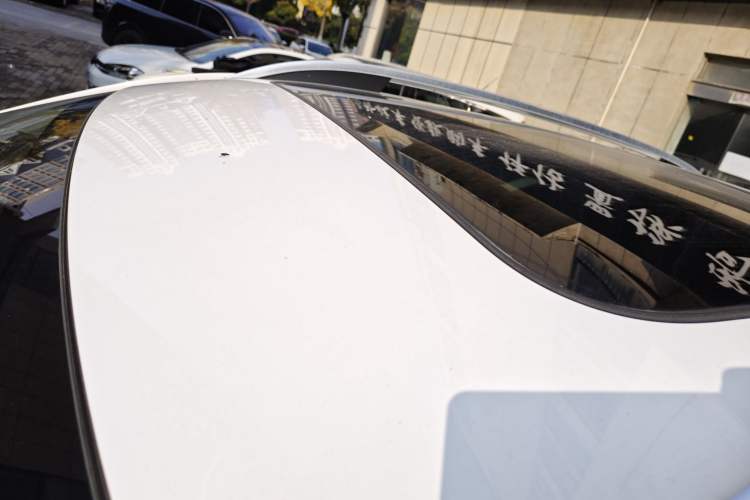 Used Roewe RX5 2019 20T Two-Wheel Drive Automatic Ali Smart Connectivity Platinum Edition
