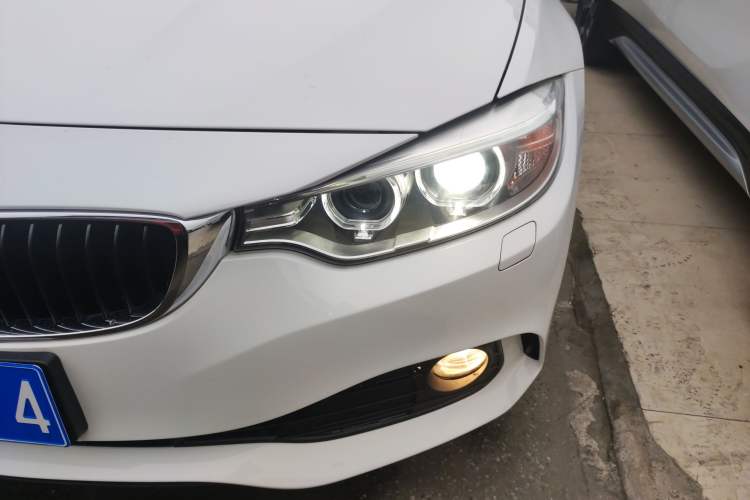 Used BMW 4 Series 2014 420i Convertible Fashion Model
