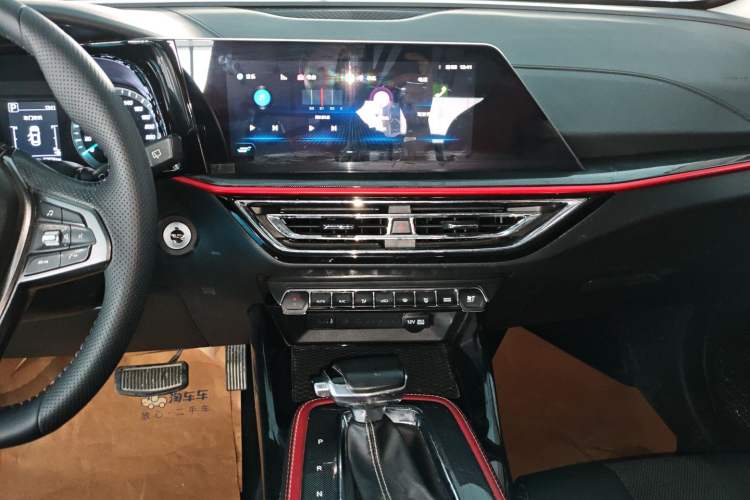 Used Oshan X5 2021 Revised Version 1.5T DCT Luxury Edition
