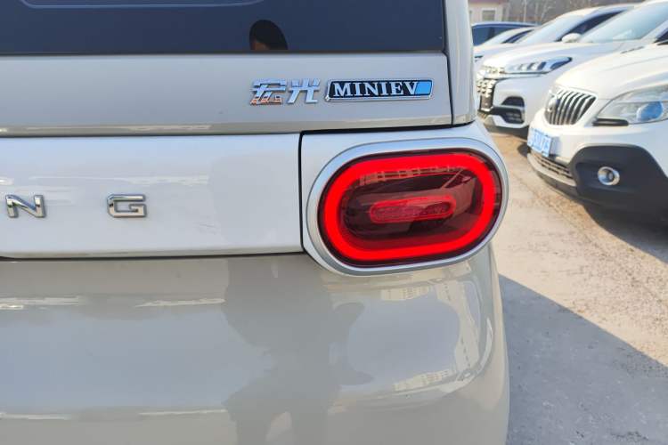 Used Wuling Hongguang MINIEV 2024 3rd Generation 215km Youth Edition
