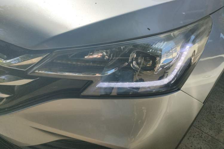 Used Dongfeng Aeolus AX7 2018 Classic 1.6T Automatic Elite Model
