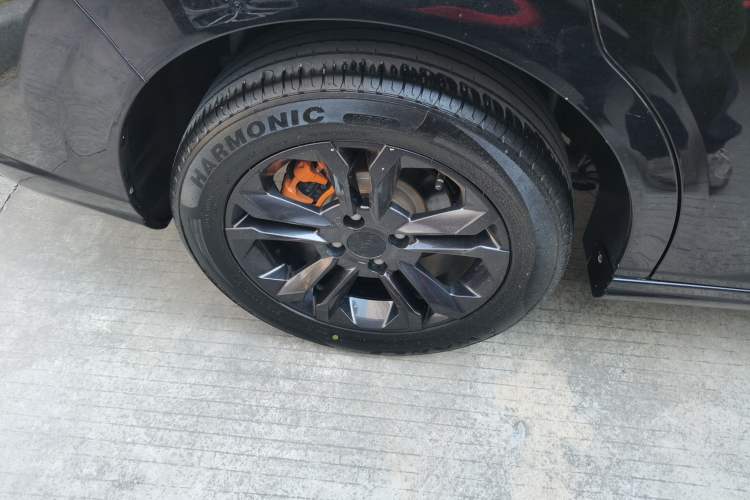 Used Dongfeng Aeolus Yixuan 2023 Mach Edition 1.5L Automatic Chasing Shadow Version
