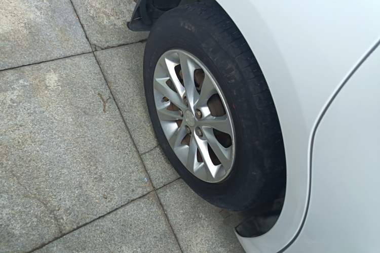 Used Buick GT 2019 15T Dual-Clutch Advanced Version China VI Standard
