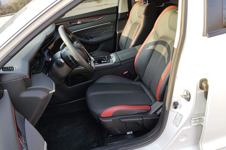 Used Dongfeng Aeolus Yixuan MAX 2021 1.5T Super-Powered Dad Edition