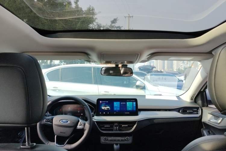 Used Ford Focus 2022 Hatchback EcoBoost 180 Automatic Performance Edition
