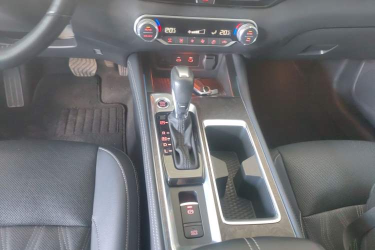 Used Nissan Teana 2022 2.0L XL-Upr Enjoyment Edition
