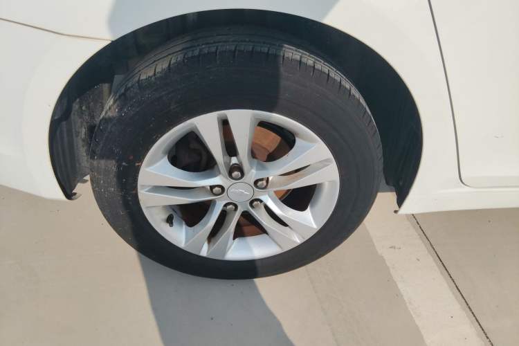 Used Chevrolet Cruze 2015 1.5L Classic SE MT
