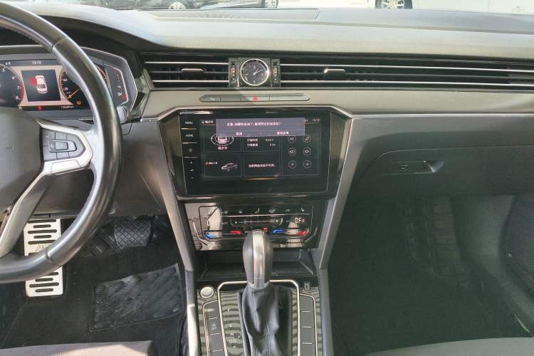 Used Volkswagen Magotan 2020 330TSI DSG Luxury Edition
