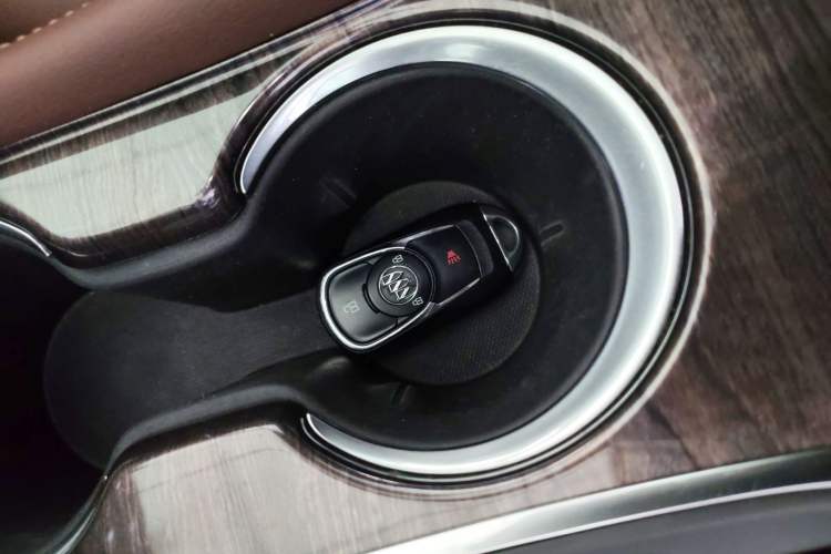 Used Buick Envision 2016 20T Two-Wheel-Drive Elite Model