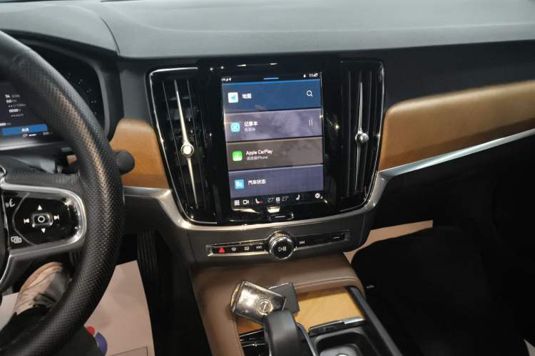 Used Volvo S90 2023 B5 Zhiyi Luxury Edition
