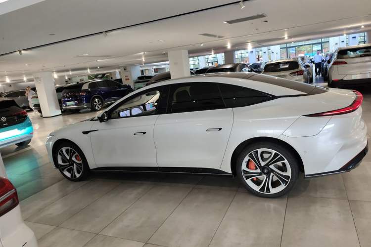 Used  L7 2022 Pro Model
