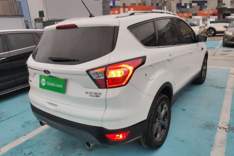 Used Ford Kuga 2019 EcoBoost 180 Two-Wheel-Drive Titanium Plus Model China VI Standard
