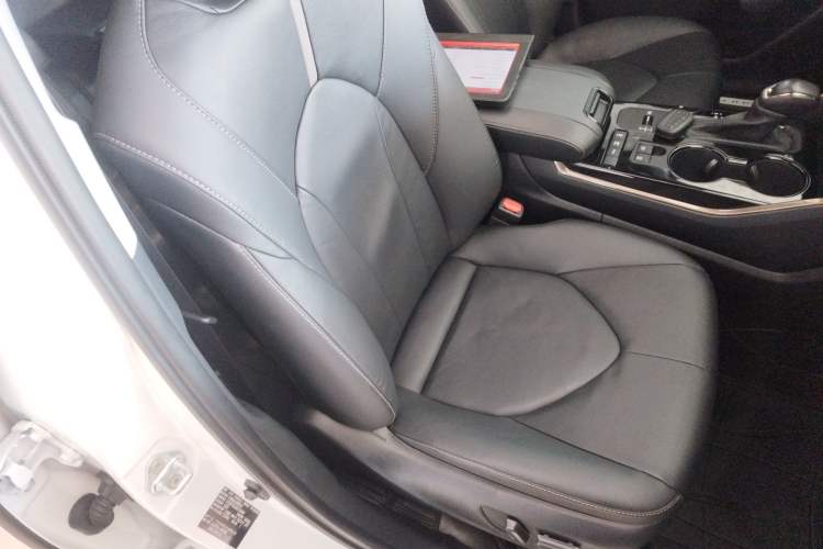 Used Toyota Highlander 2023 2.5L Smart Electric Hybrid Dual-Engine 4x4 Knight Edition 7 Seats
