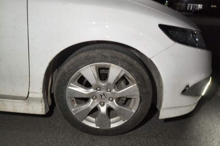 Used Honda Jade 2016 1.8L Automatic Comfort Elite Version 5 Seats