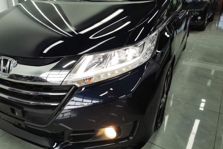 Used Honda Odyssey 2015 Updated Version 2.4L Smart Edition
