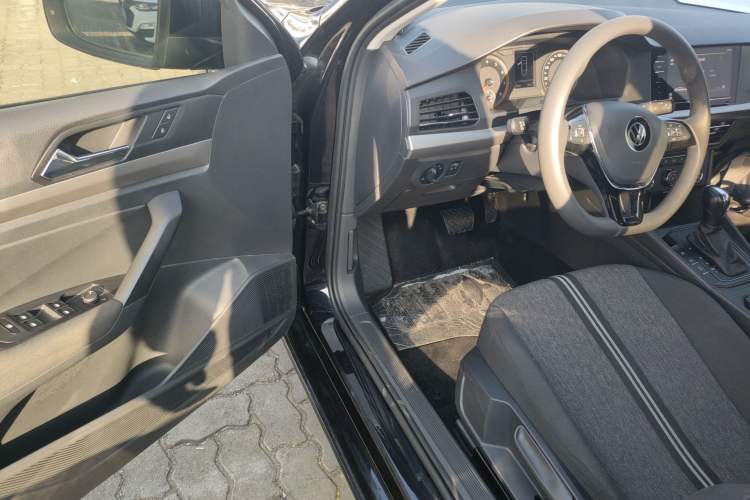 Used Volkswagen Lavida 2021 1.5L Automatic Fashion Edition
