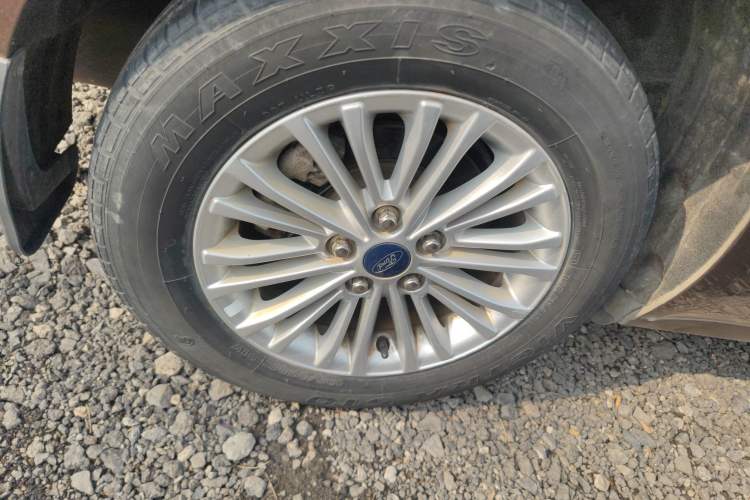 Used Ford Escort 2015 1.5L Automatic Comfort Edition
