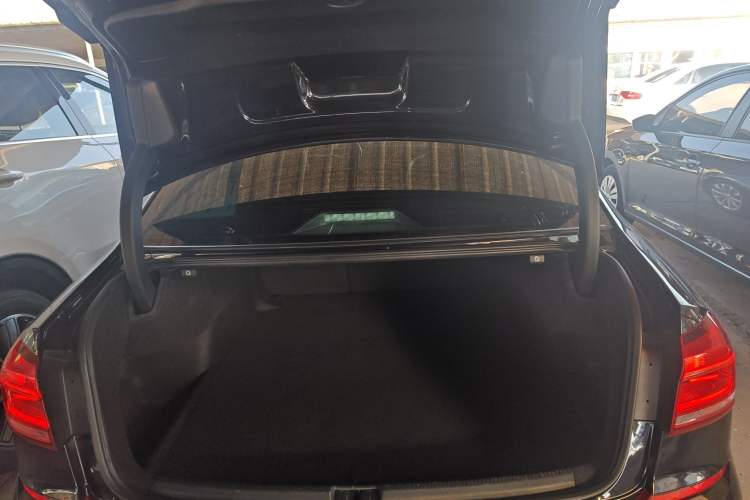 Used Volkswagen Passat 2017 330TSI DSG Luxury Edition
