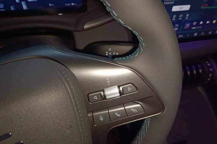 Used BYD Yuan PLUS 2025 Intelligent Driving Version 430 KM – Leading Edition