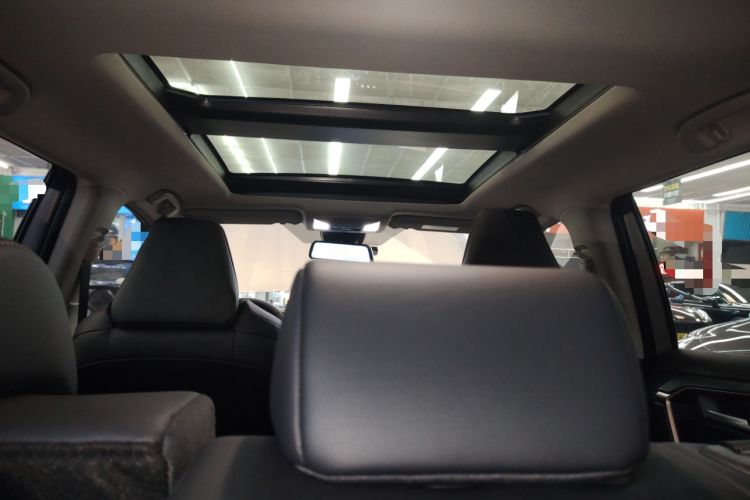 Used Toyota Wildlander 2024 Dual-Motor 2.5L E-CVT All-Wheel Drive Luxury PLUS Edition
