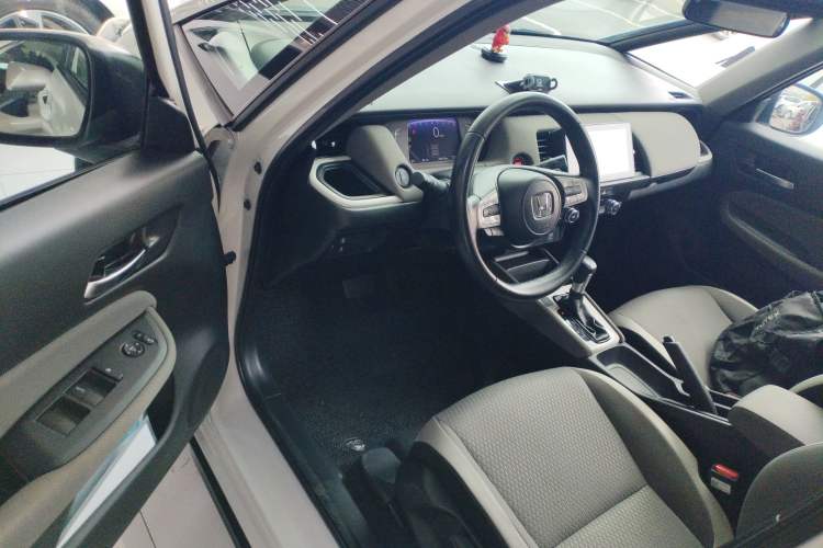 Used Honda LIFE 2021 1.5L CVT CRO-SS Fun Edition
