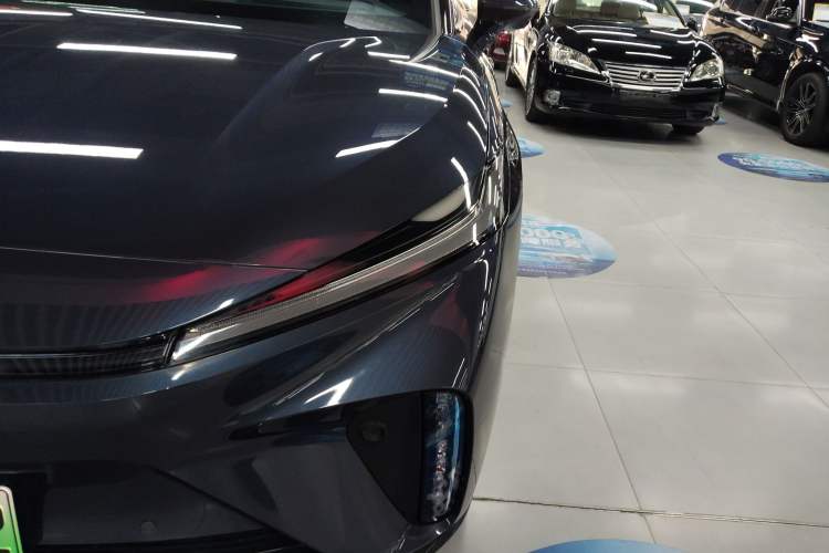 Used  R7 2022 Flagship Advanced Edition
