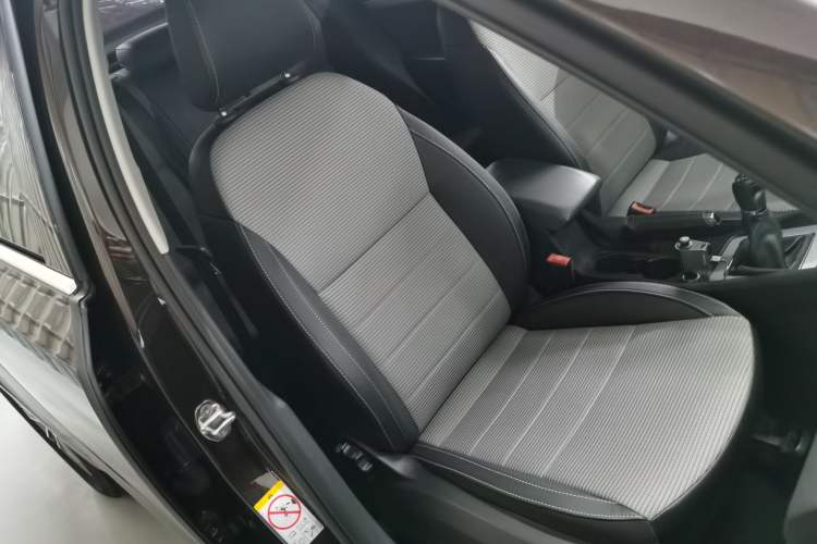 Used Skoda Octavia 2017 1.6L Manual Trend Edition
